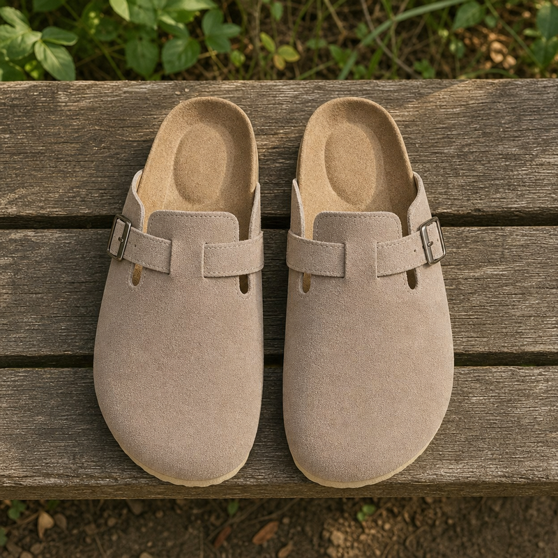 Contoured footbed