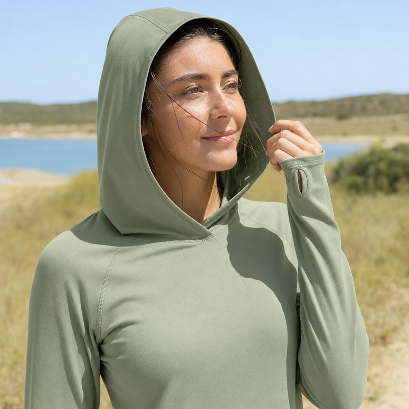 Hood + thumbholes
