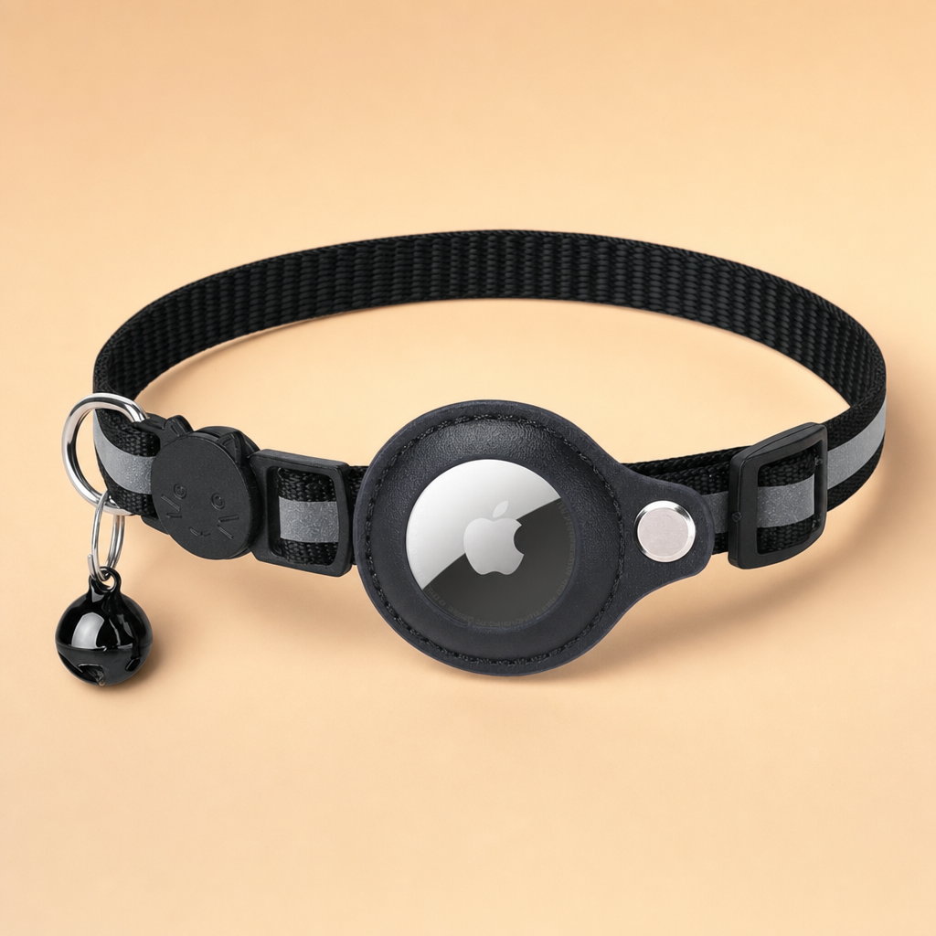 Trakova reflective cat GPS tracker collar - hero